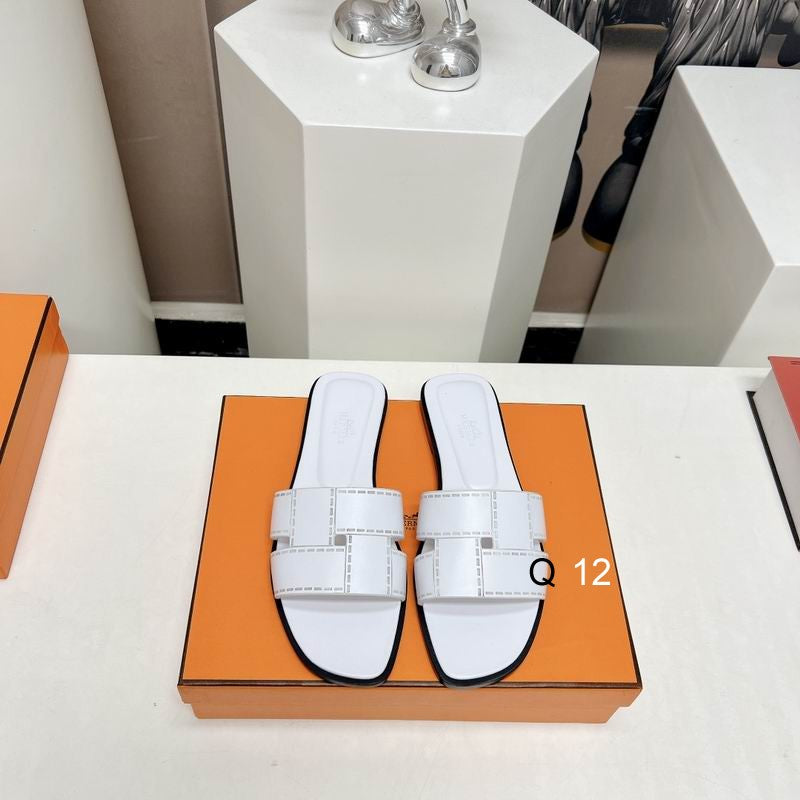 Hermès Oran Sandal White Leather